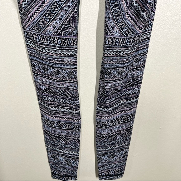 Lululemon Womens Wunder Under High-Rise Tight Full-On Luxtreme 28" Size 2 - Picture 6 of 8